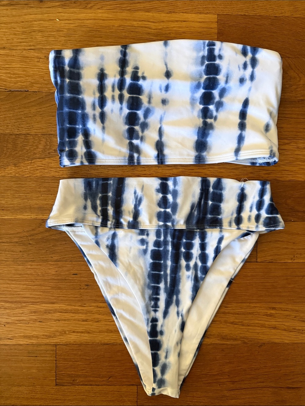 Tie-Dye Bandeau Bikini Set in Navy and White